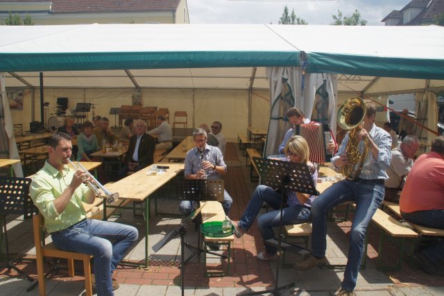 Mehr über den Artikel erfahren Musiroas 2015